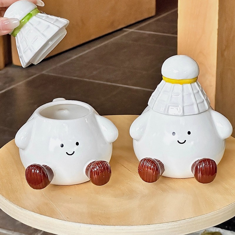 Badminton Cup - かわいいバドミントン柄の蓋付き水筒、セラミックマグカップ、下絵付けカラー、耐熱水筒、カップルペアカップ、誕生日プレゼントマグカップ