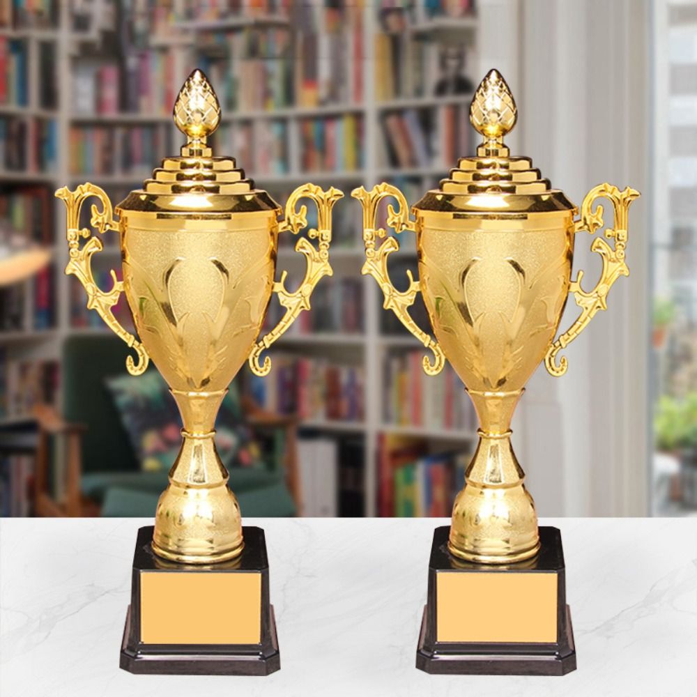 子供のゴールドtrophy賞、学校賞供給、競技サッカー勝者、 - Badminton Cup のレビューと価格